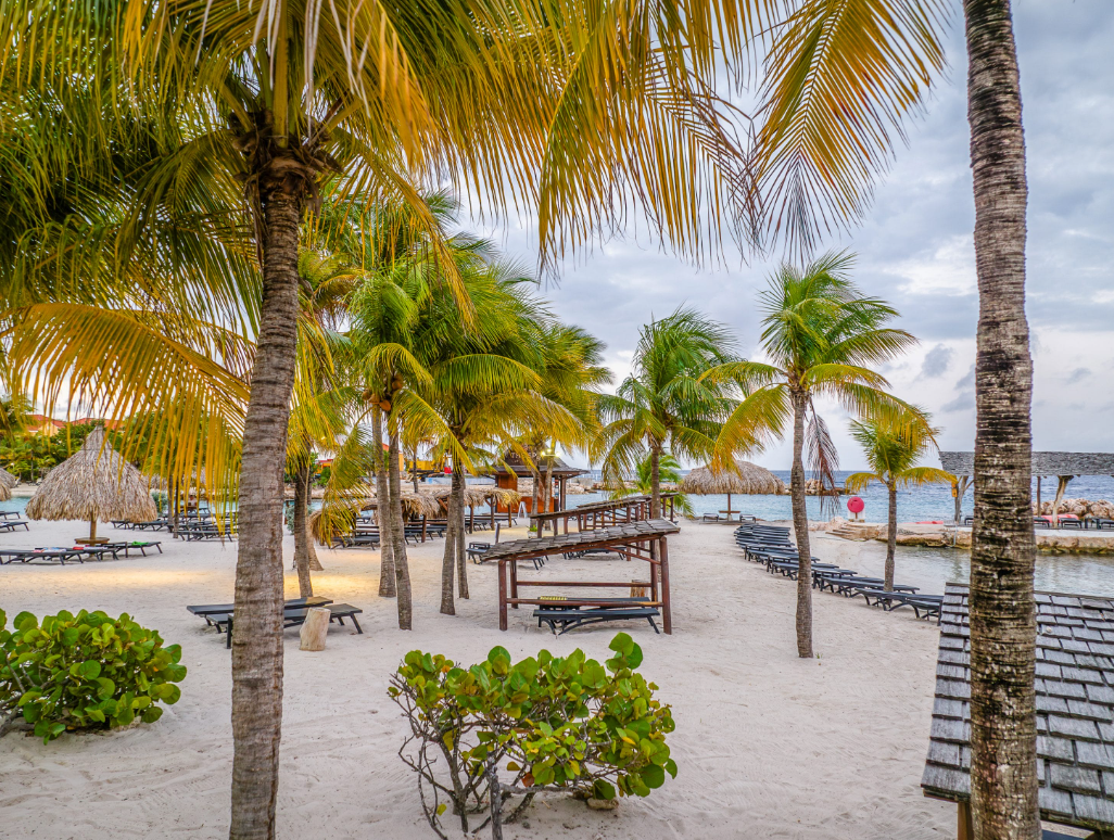 Lionsdive beach Curacao