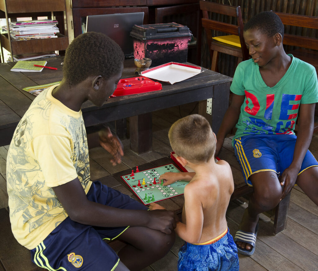 kinderen Suriname rondreis