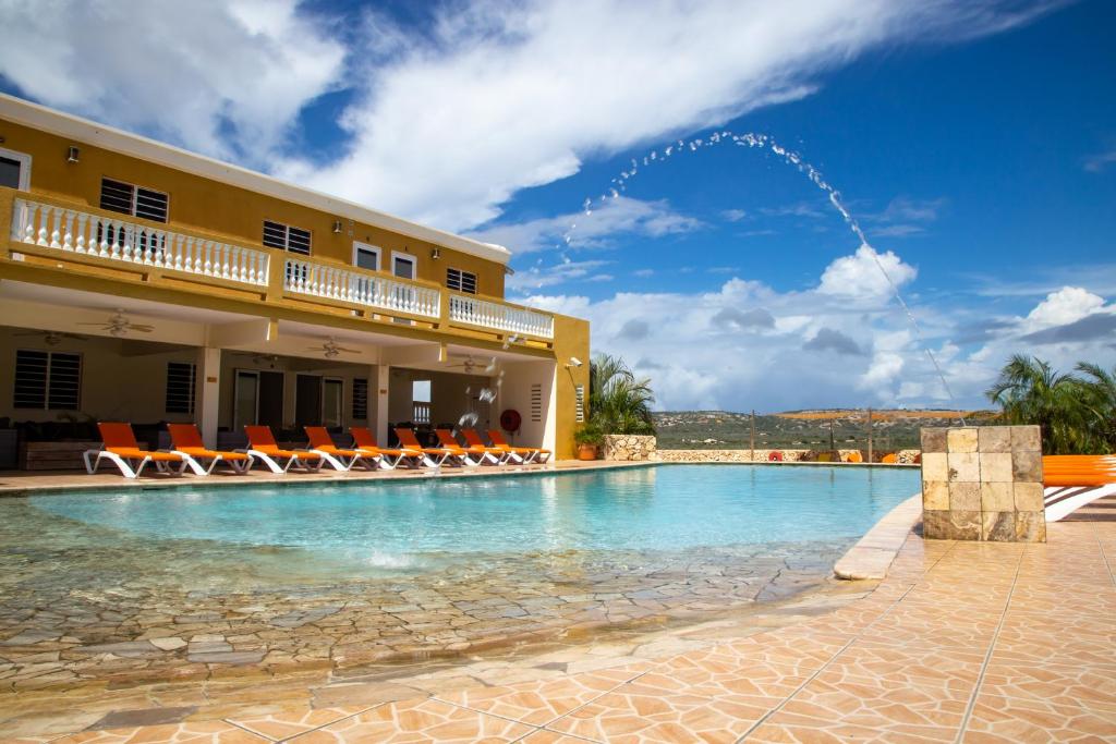 Hillside Resort Bonaire Zwembad