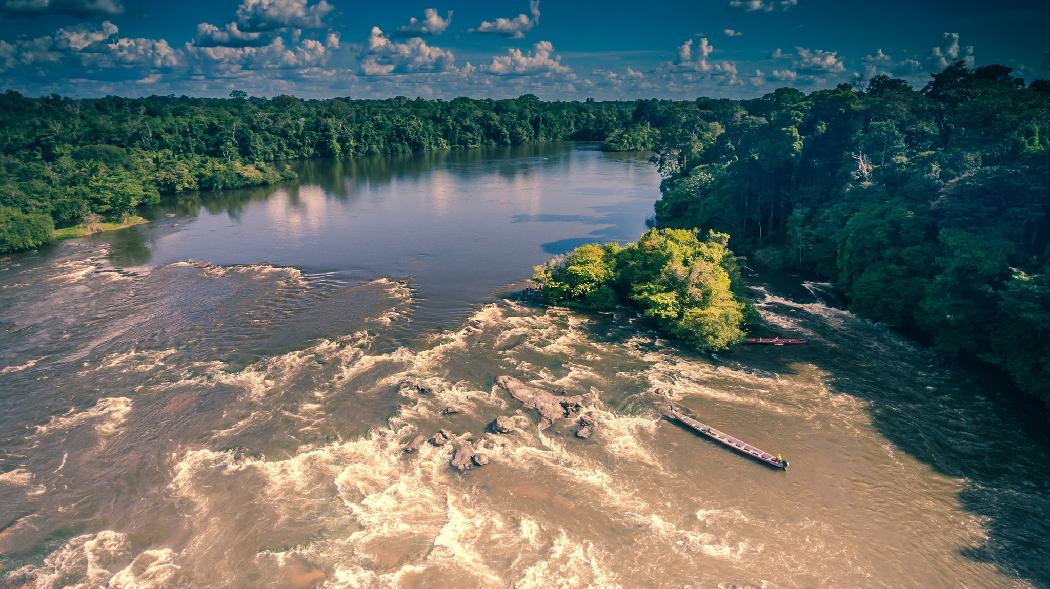 Suriname rivier tropisch regenwoud amazone