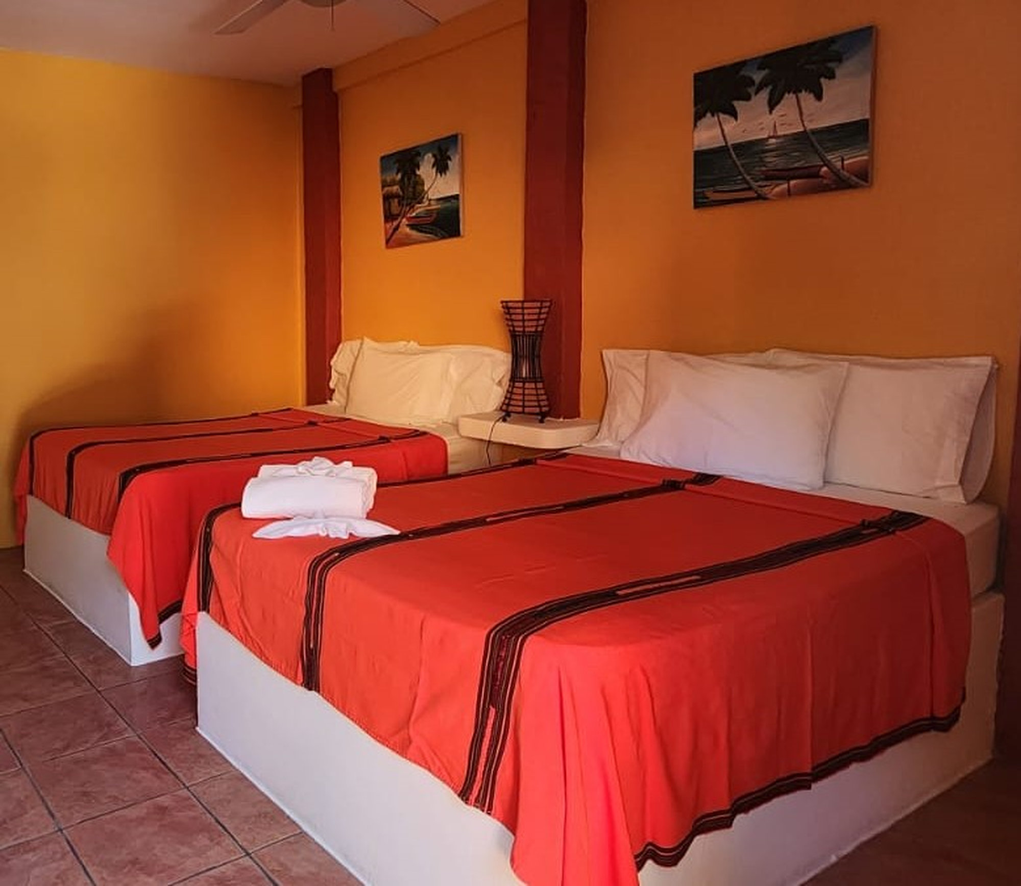 Seaside Cabanas, Belize accommodatie slaapkamer