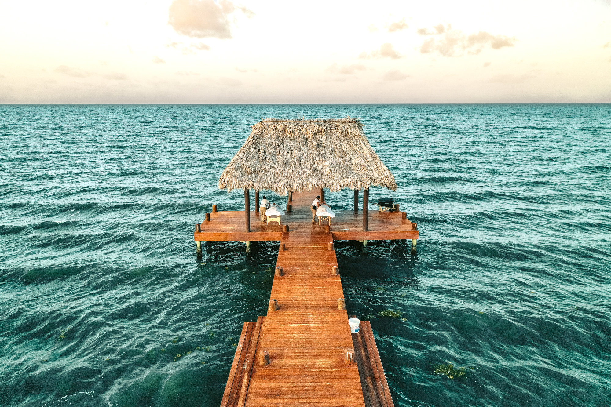 Hopkins Bay Resort Belize accommodatie strand massage aan zee