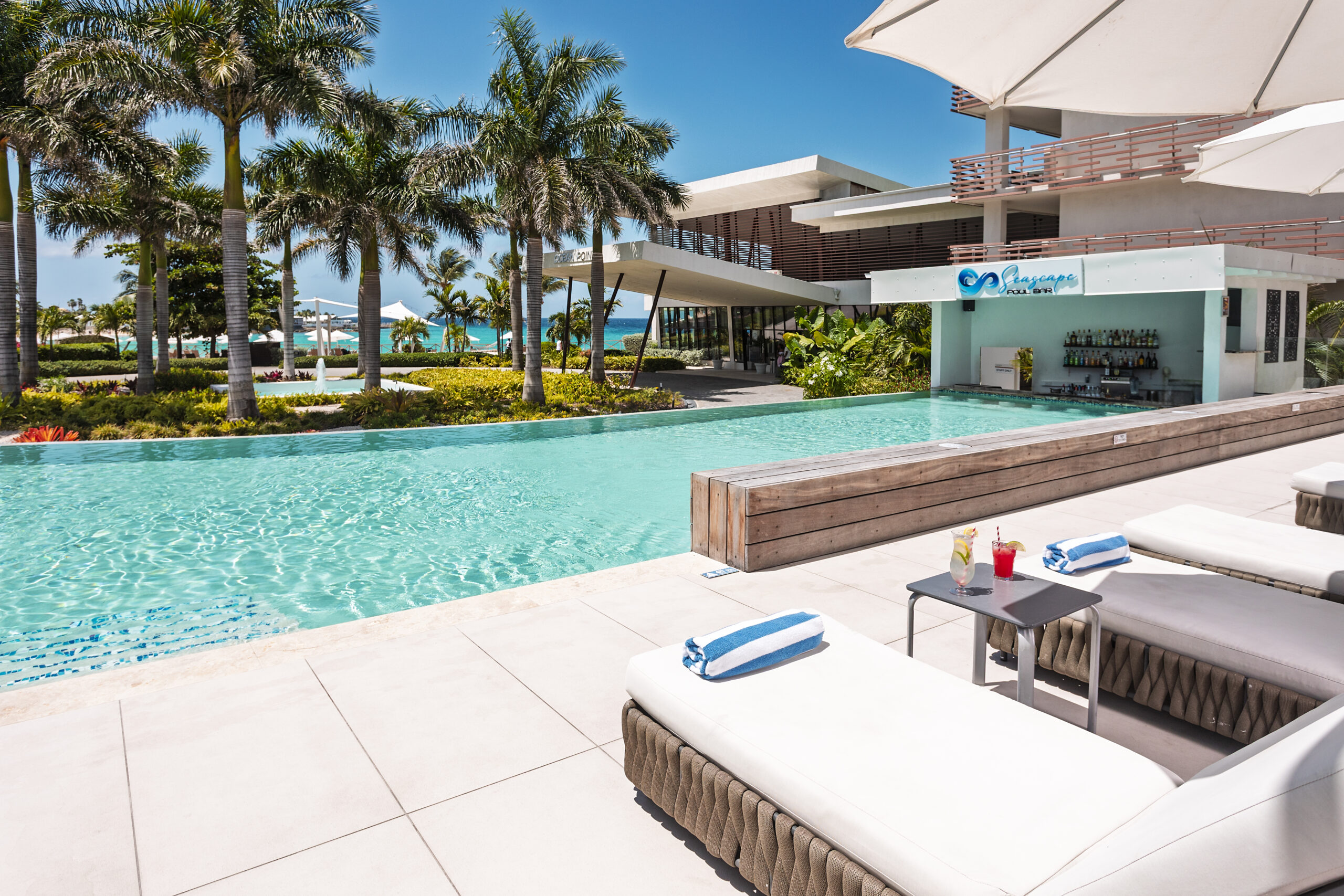 Sonesta Oceanpoint Sint Maarten Zwembad uitzicht