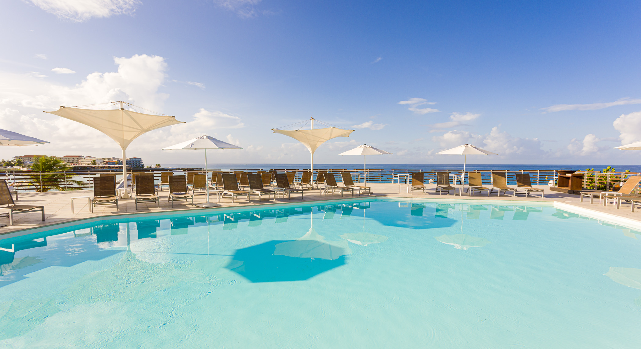 Sonesta Ocean Point Sint Maarten Pool Zwembad