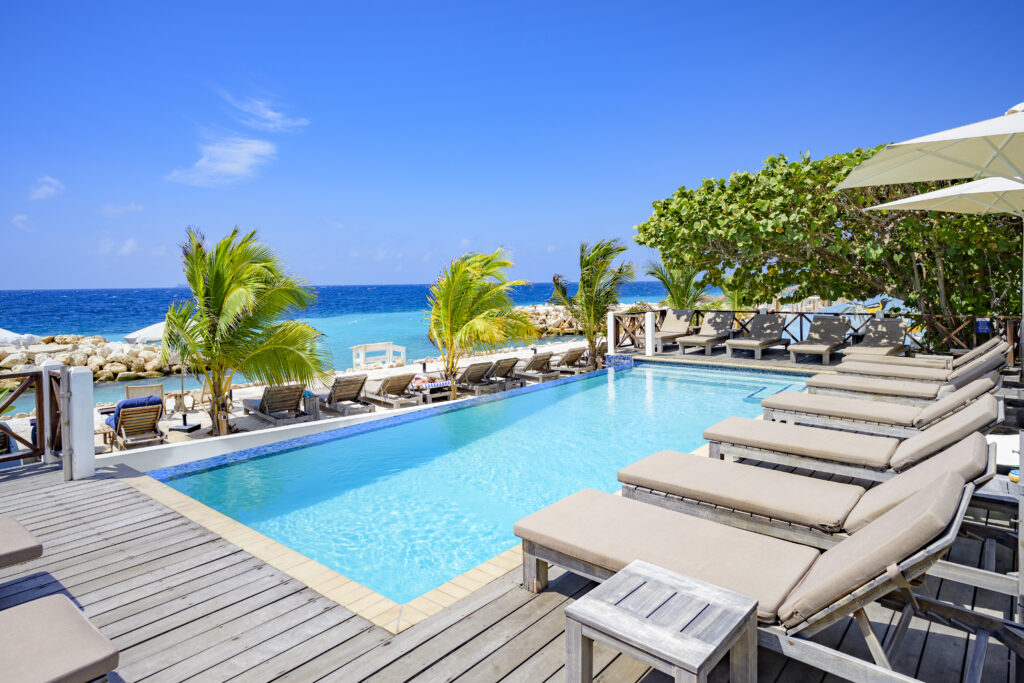 Scuba Lodge City Beach Curacao Infinity Pool