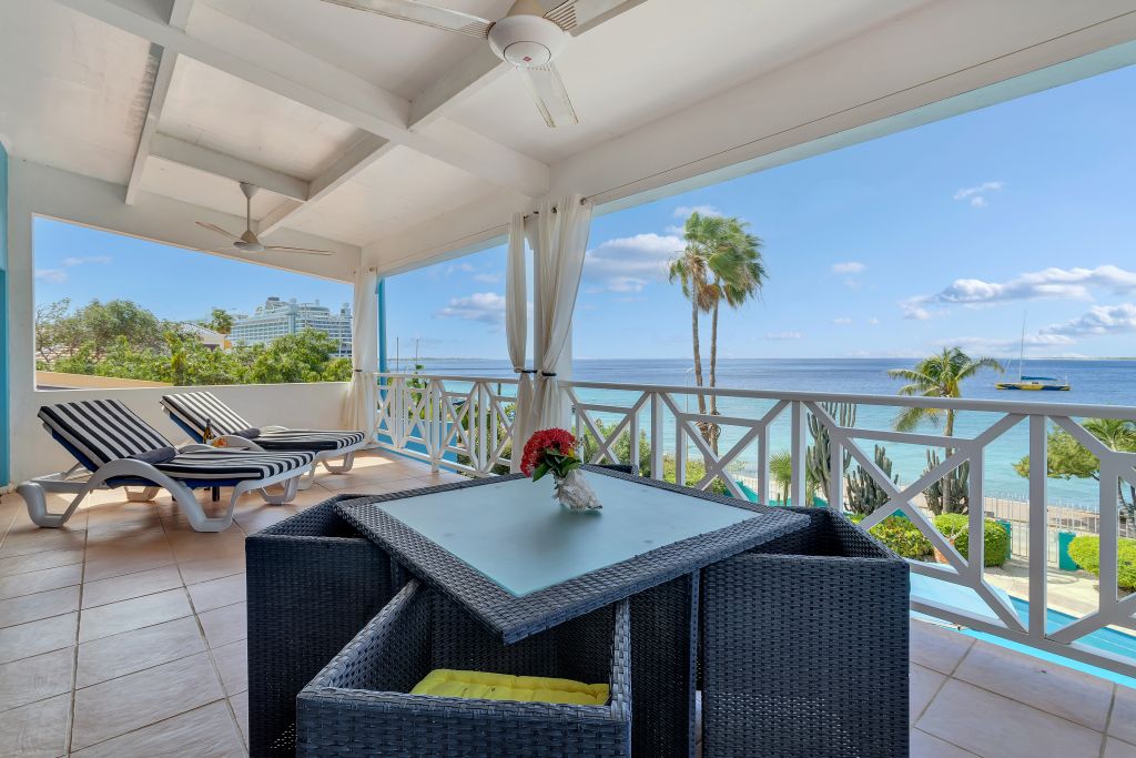 bonaire-oceanfront-apartments-5