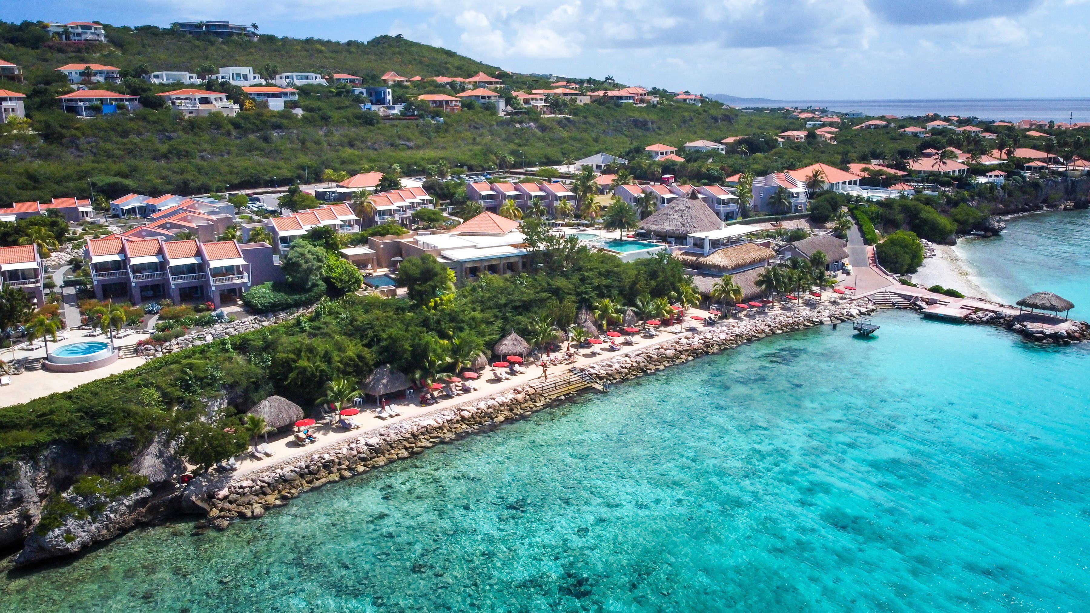 coral-estate-luxury-resort-2