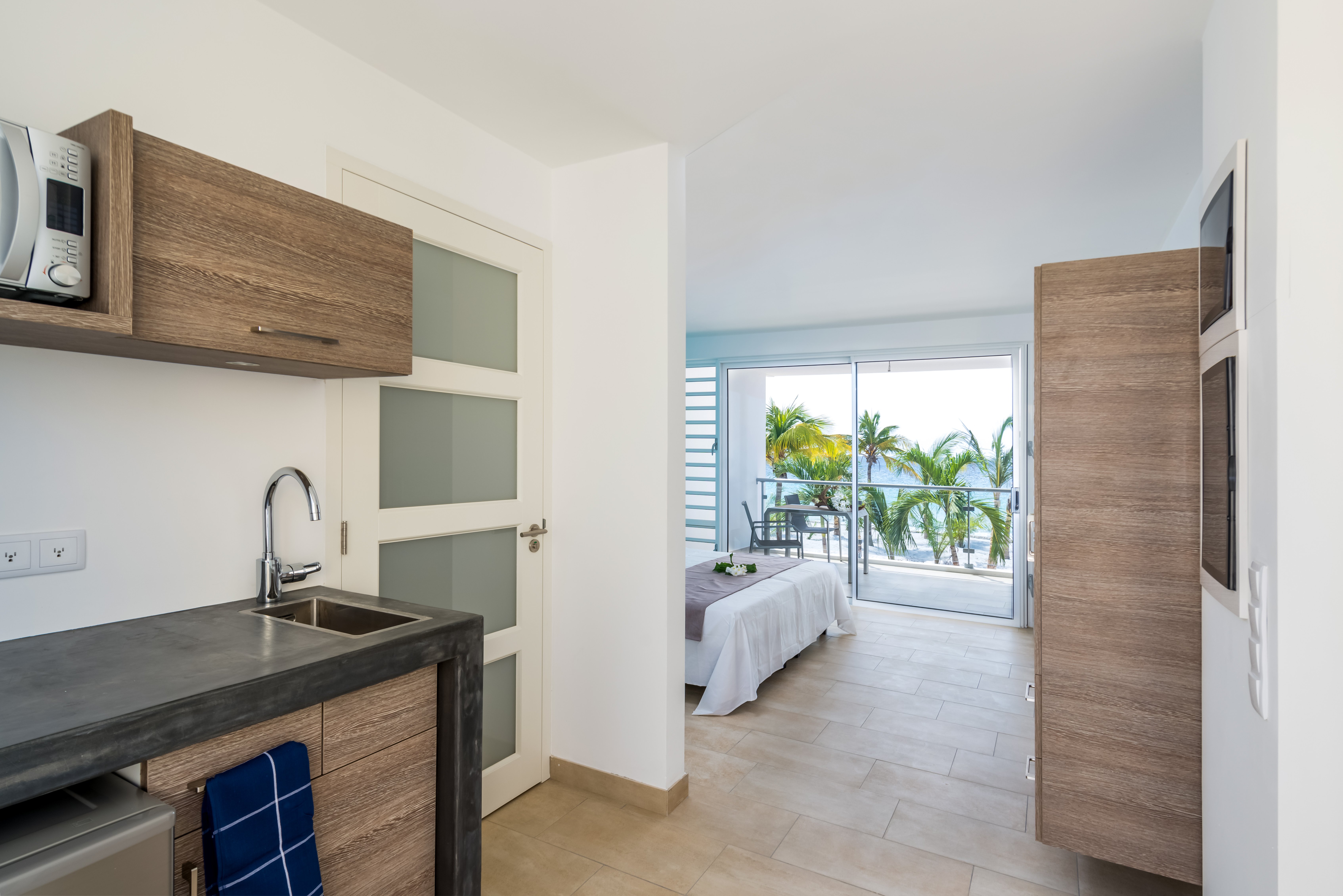 delfins-beach-resort-tapestry-collection-by-hilton-3