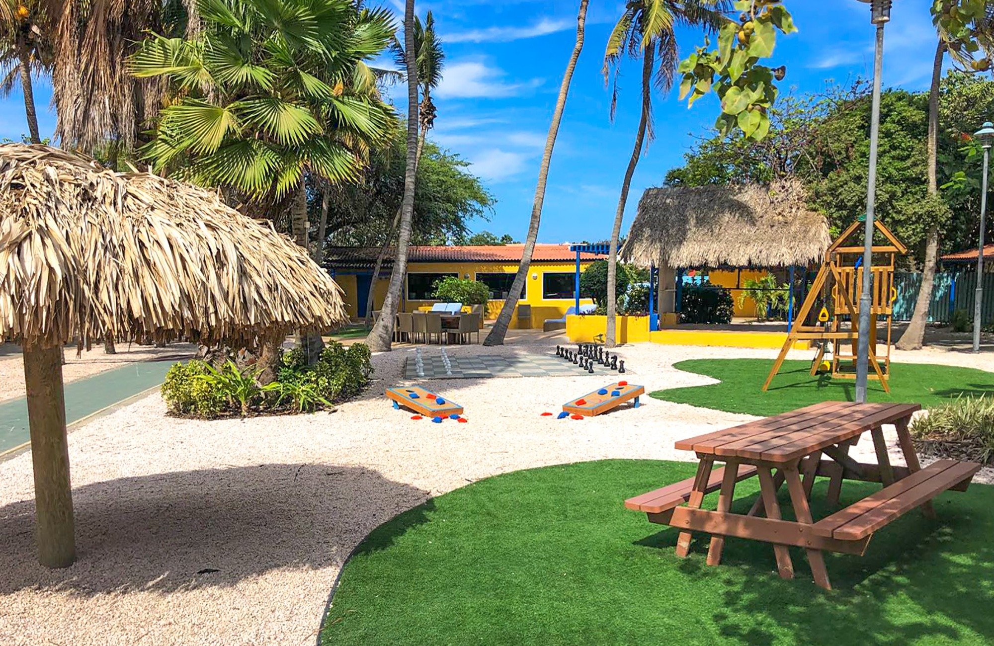 divi-flamingo-beach-resort-casino-10