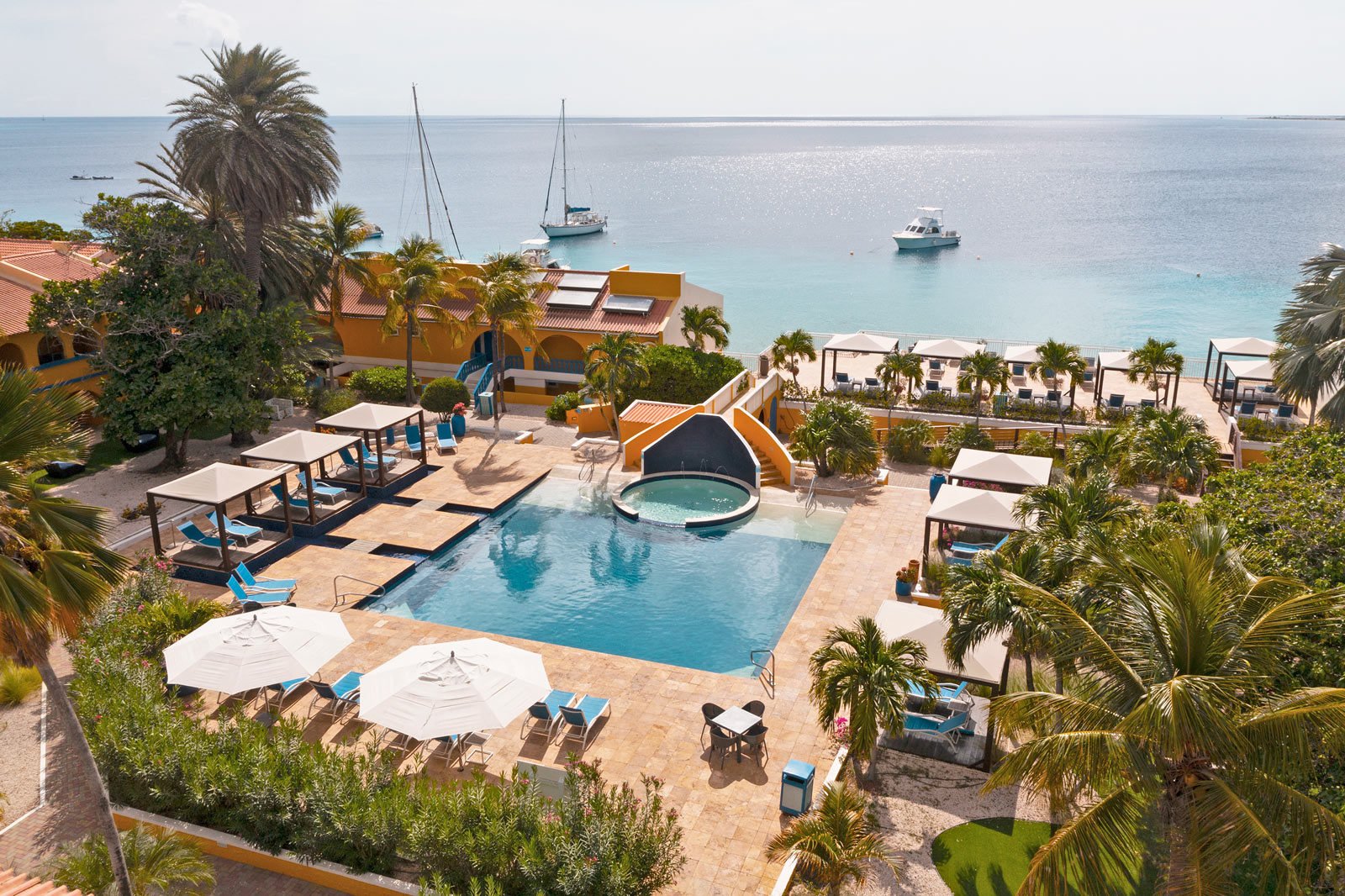 divi-flamingo-beach-resort-casino-2