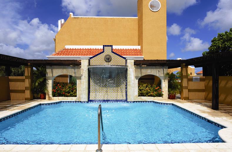 harbour-village-beach-club-14