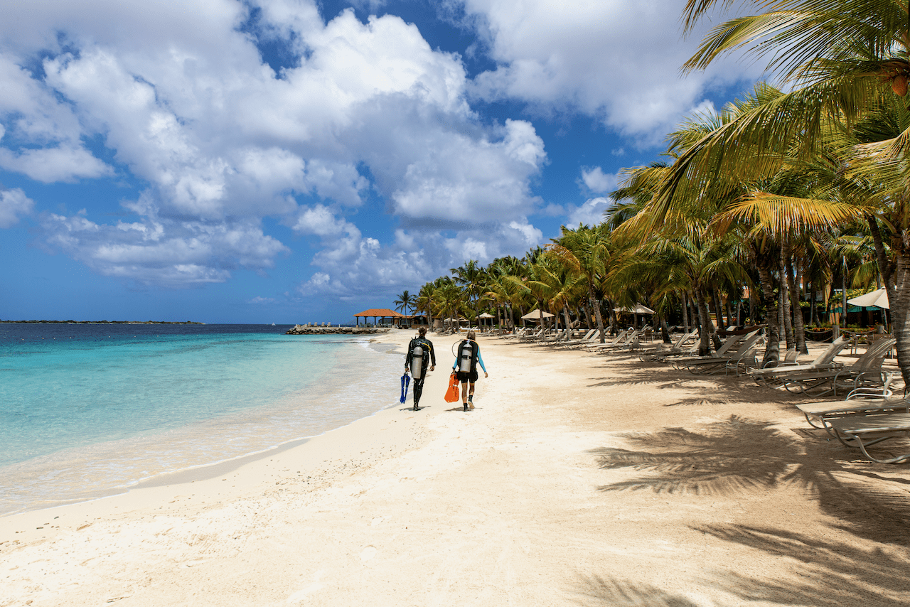 harbour-village-beach-club-2