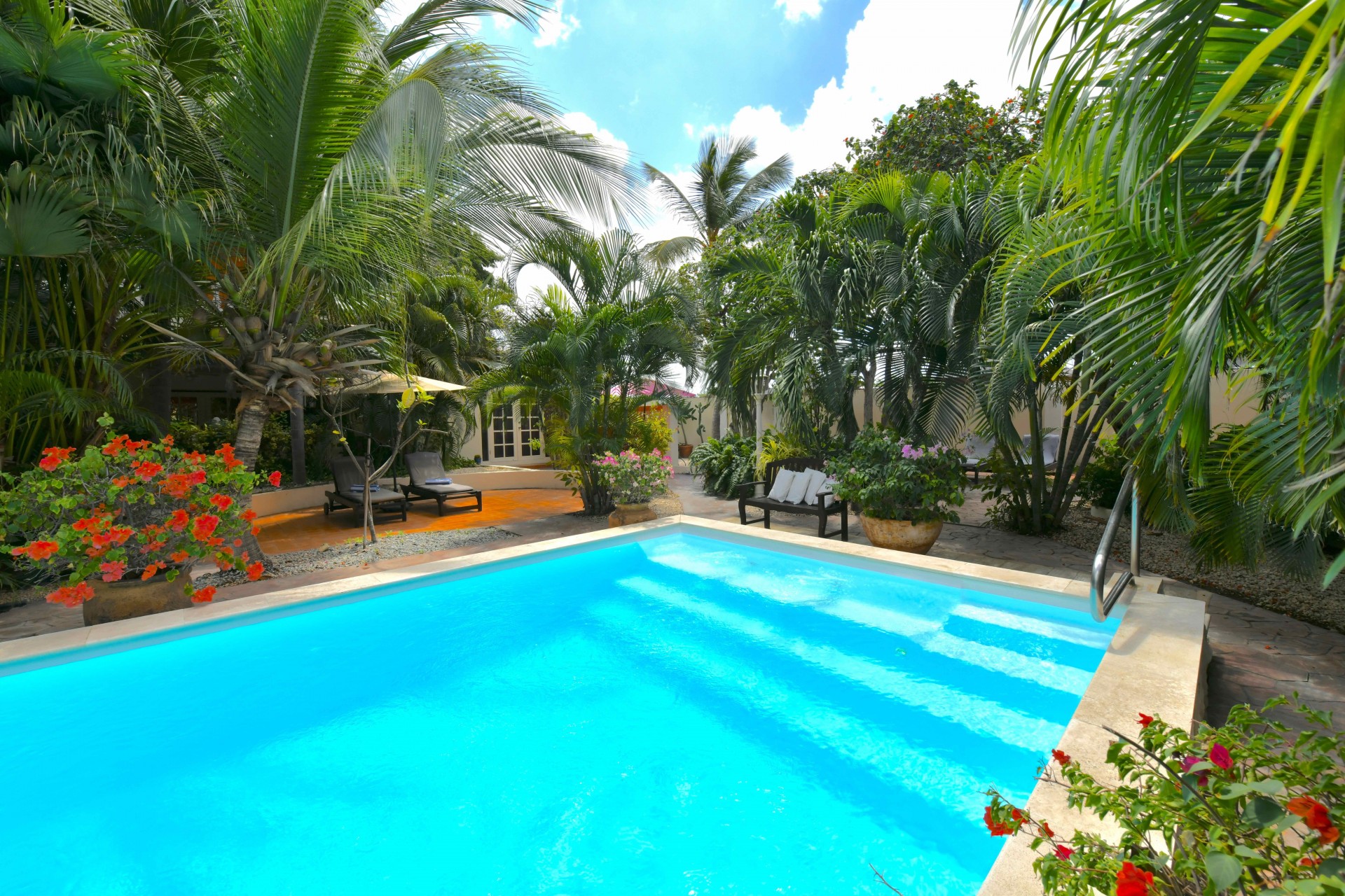Wonders Boutique Hotel Tuin Aruba Zwembad