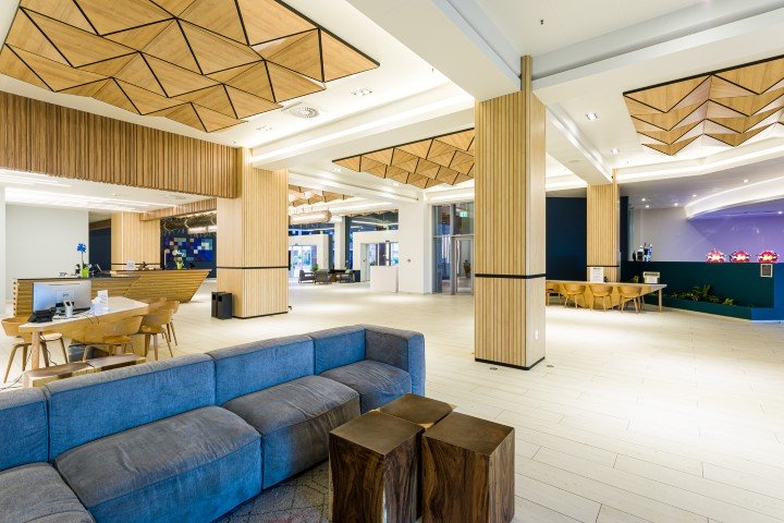 sonesta-maho-beach-resort-spa-casino-Sint maarten-accommodatie-receptie-ontvangst