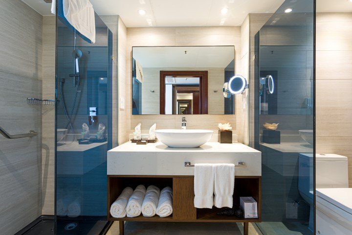 sonesta-ocean-point-resort-Sint maarten-appartement-badkamer