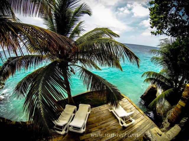 sun-reef-village-on-sea-9