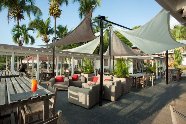 the-old-gin-house-Sint Eustatius-resort-terras-restaurant