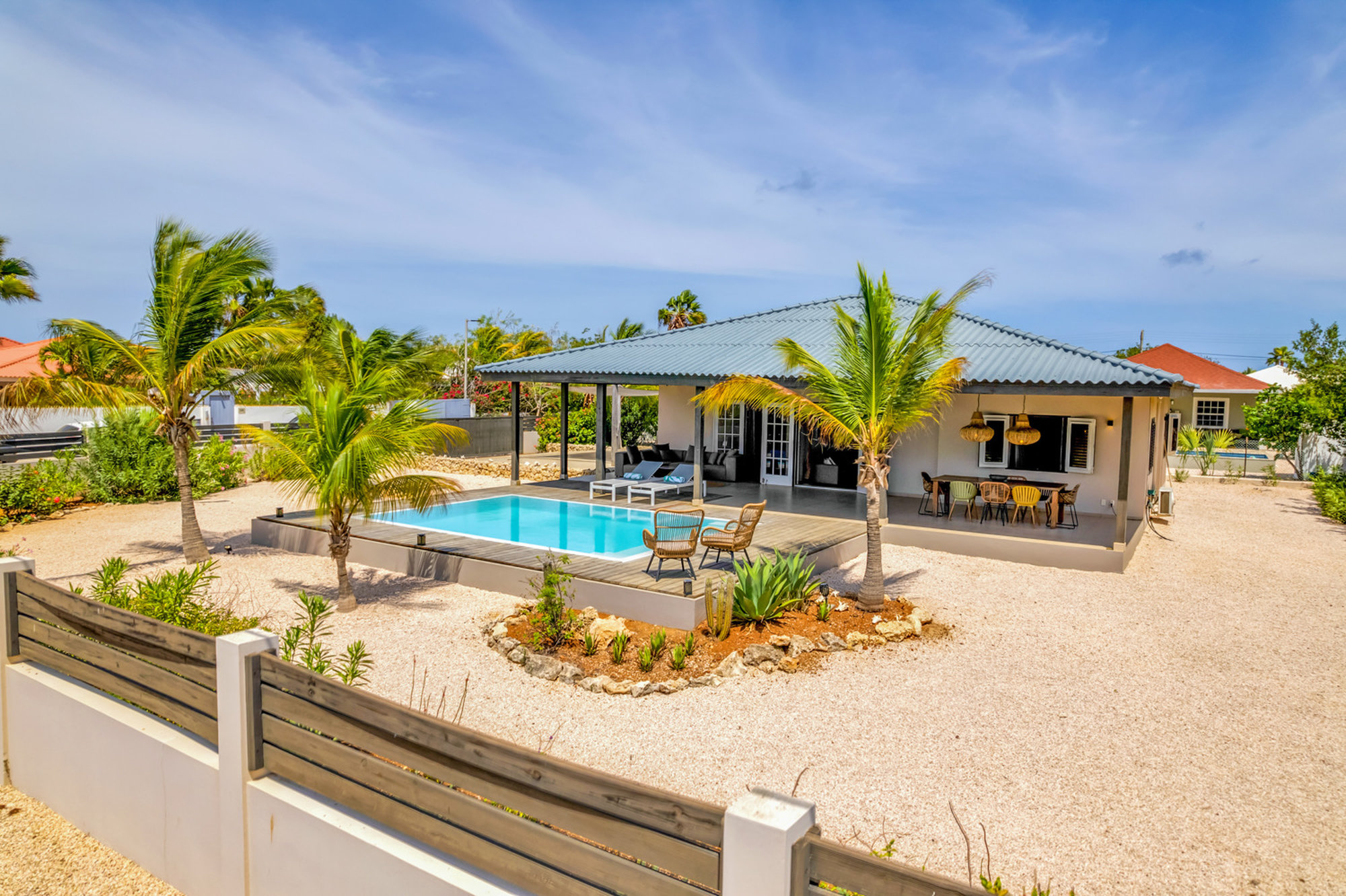 Casa Sonrisa - Sunrentals Bonaire villa met zwembad