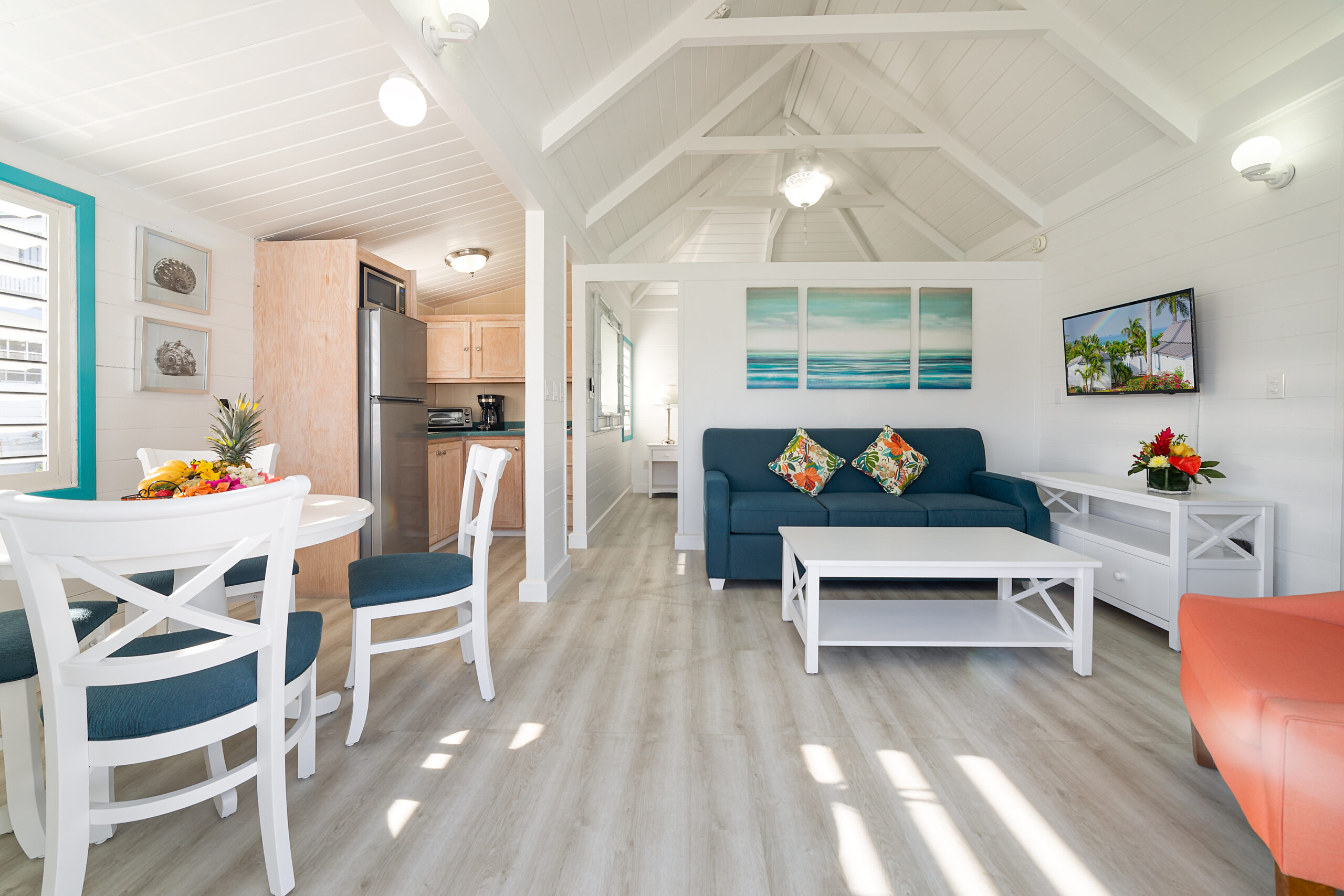 La Vista cottage interior