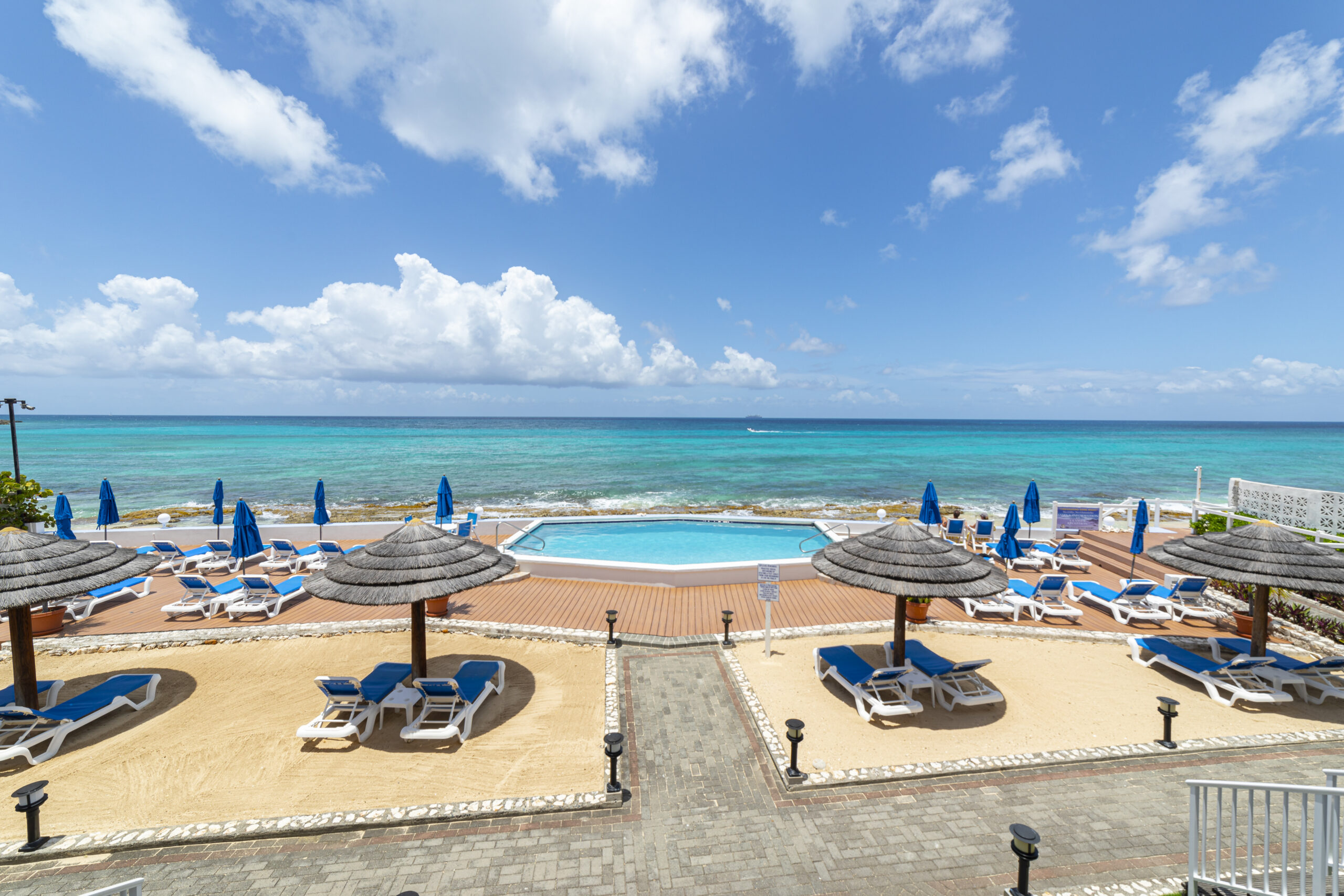 La Vista Resort Sint Maarten St Maarten SXM Kleinschalig Simpson Bay Pelican Key Vakantie Strand