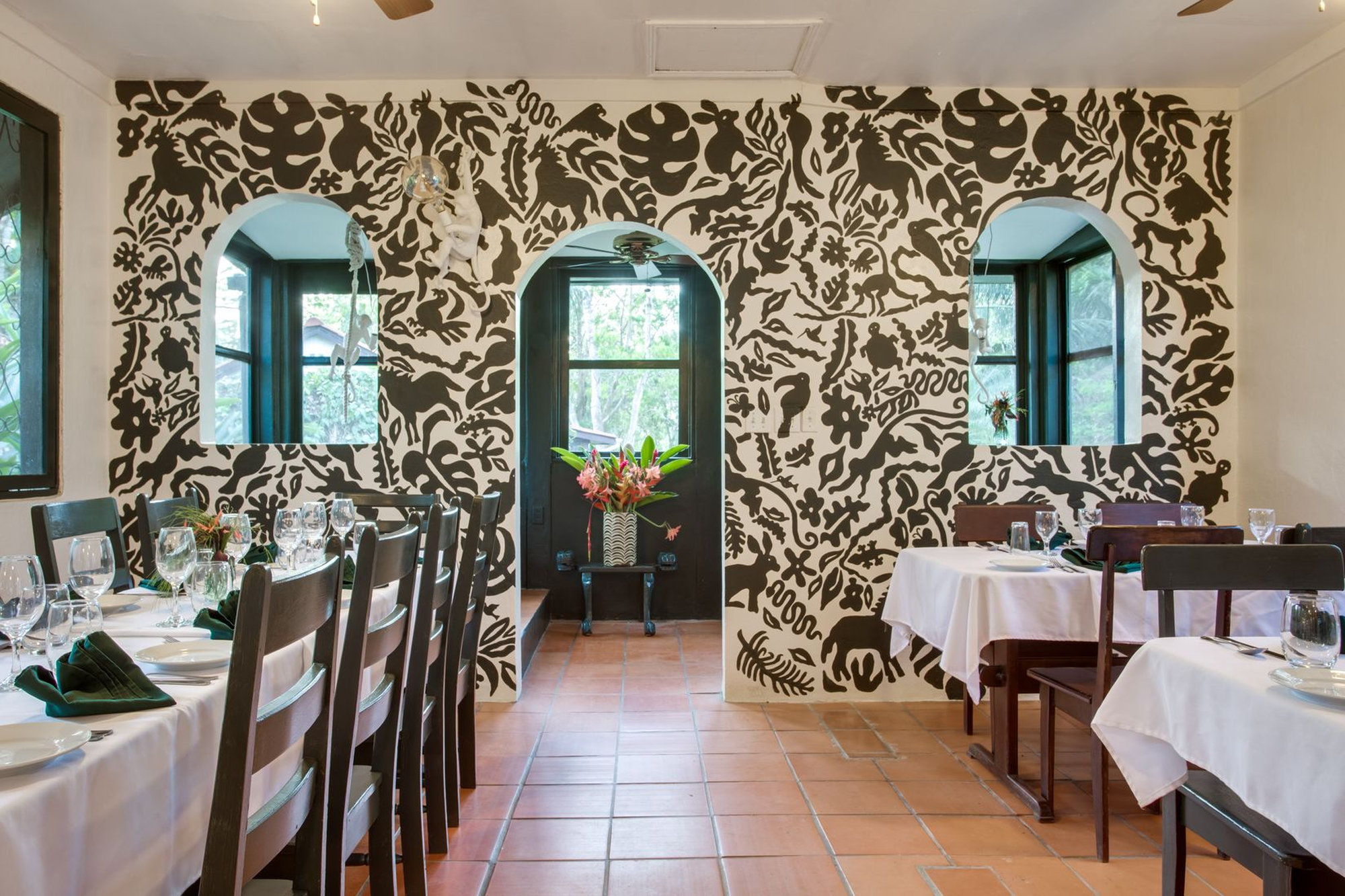 Sweet Songs Jungle Lodge Belize, accommodatie restaurant