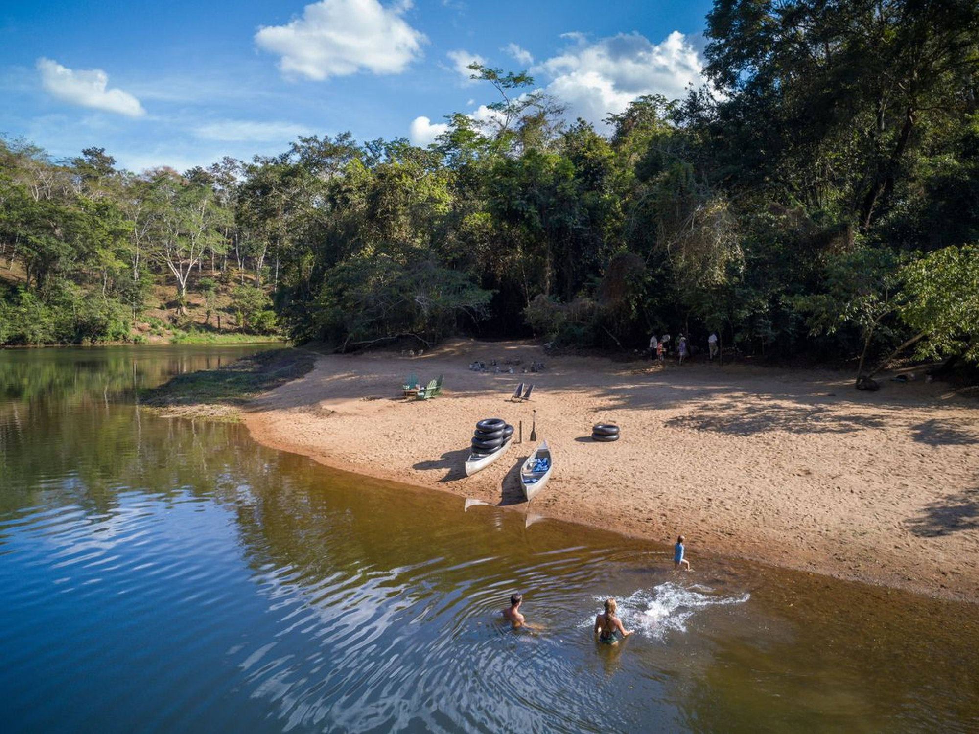 Sweet Songs Jungle Lodge Belize, accommodatie natuur jungle rivier kano varen