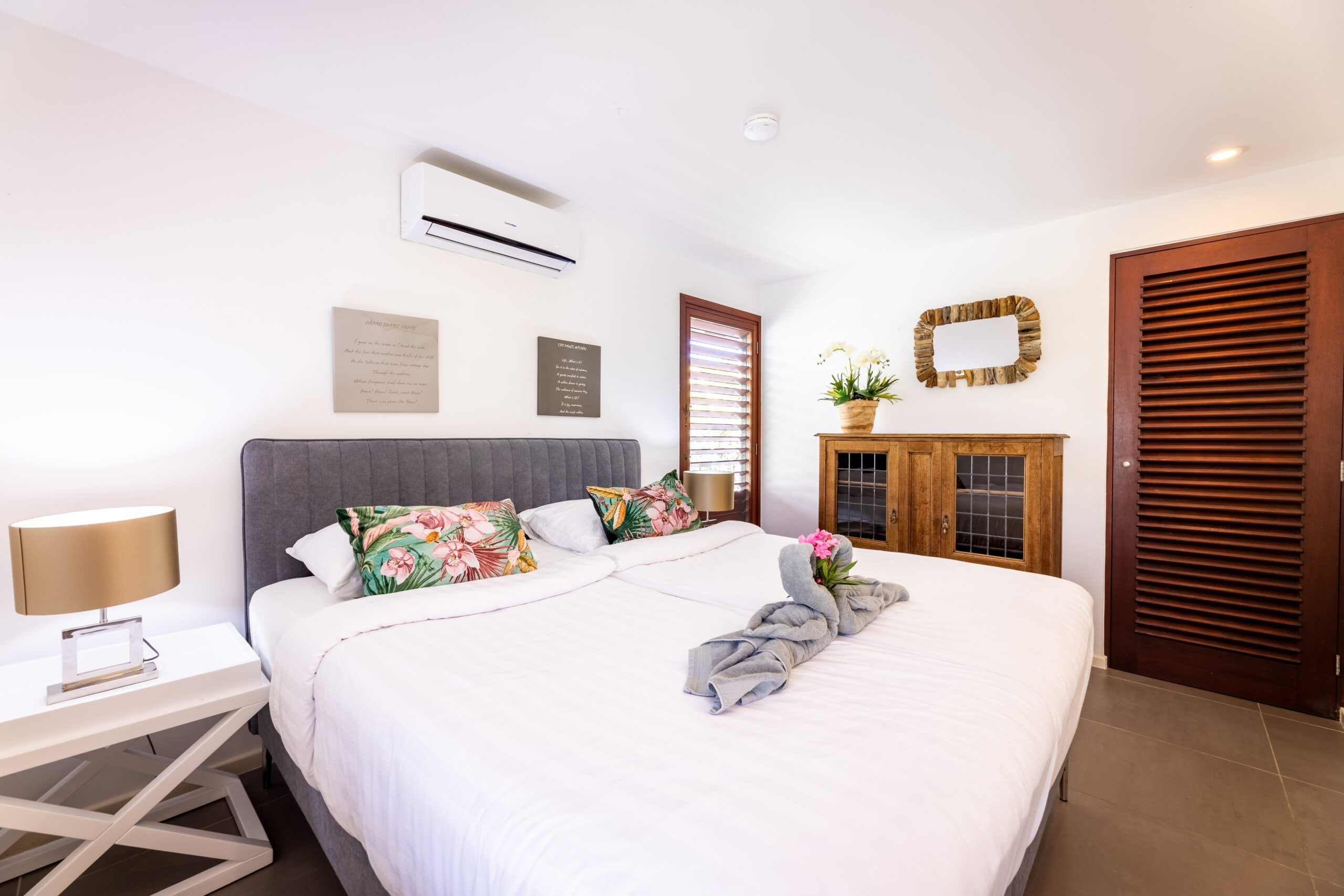 Villa huren curacao villa slaapkamer