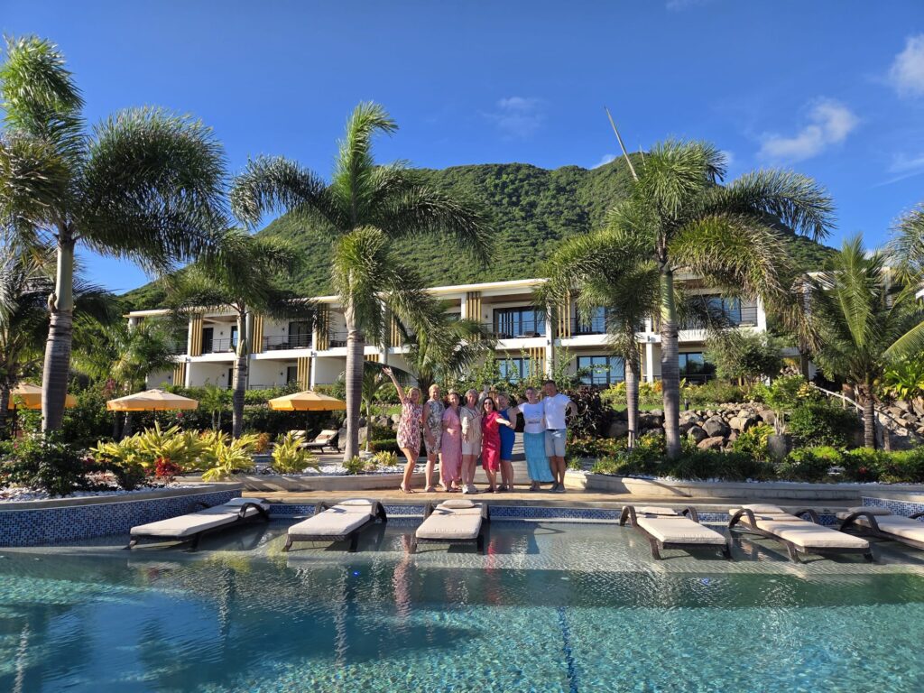 Artikel Margreet 30 jarig bestaan, studiereis Sint Maarten Saba St Eustatius