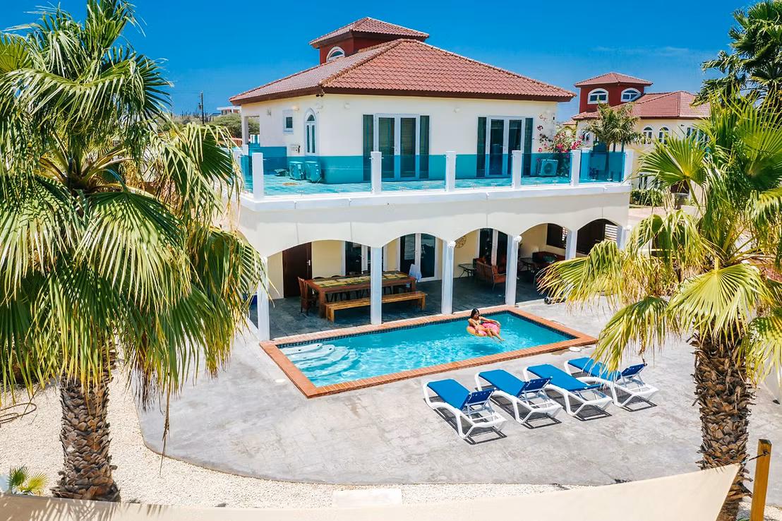 Merlot villa's Aruba villa deluxe 5 slaapkamer met zwembad