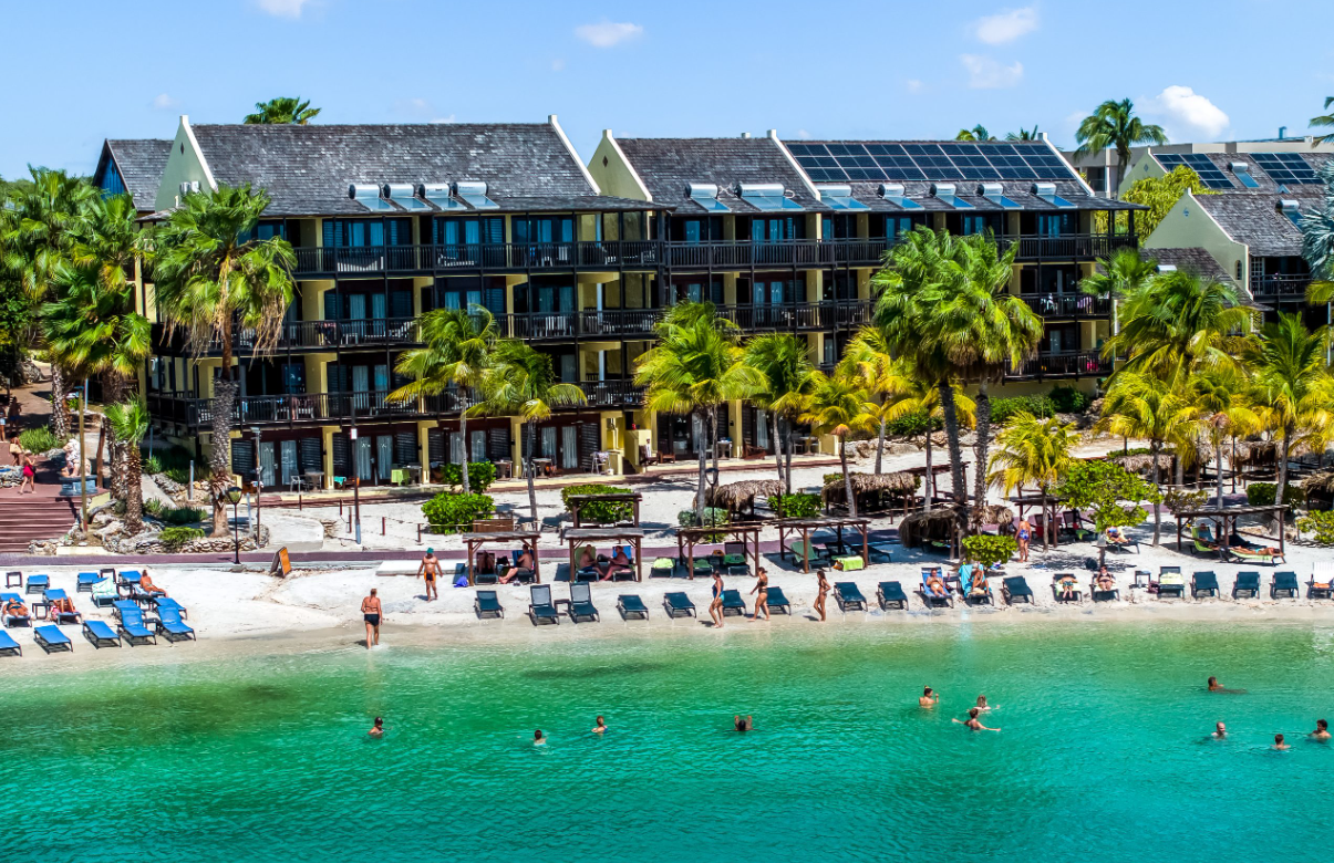 Lionsdive Strand Beach Zee Curacao Oceanfront