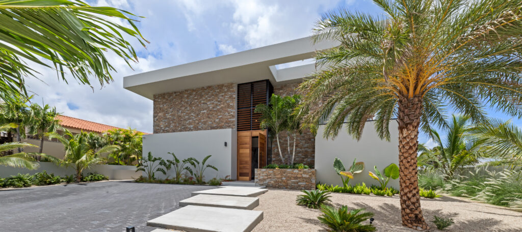 Villa Quatro Sol Curacao, villa huren, met zwembad en ligbedden, Jan Thiel